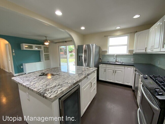4367 Gila Ave San Diego, CA 92117 photo 5