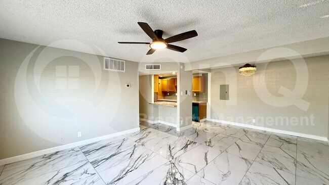 424 W Brown Rd Mesa, AZ 85201 photo 5