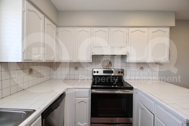 2522 E Don Carlos Ave Tempe, AZ 85288 photo 2