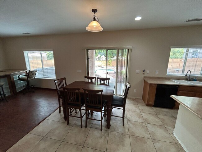 26066 W Yukon Dr Buckeye, AZ 85396 photo 4