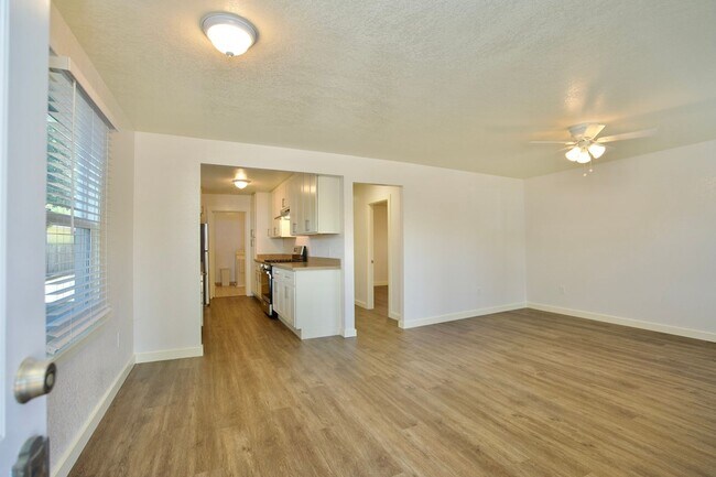 2731-2735 Marin St Napa, CA 94558 photo 3