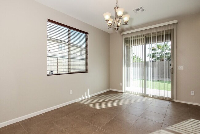 12103 W Hide Trail Peoria, AZ 85383 photo 5