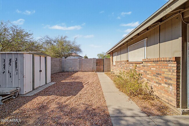 2931 E Beck Ln Phoenix, AZ 85032 photo 5