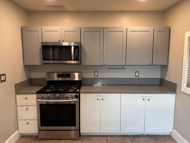3670 Landis St San Diego, CA 92104 photo 4