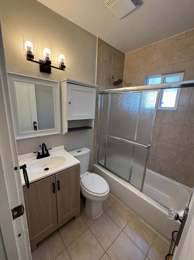 3670 Landis St San Diego, CA 92104