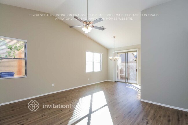 8943 E Calypso Ave Mesa, AZ 85208 photo 3