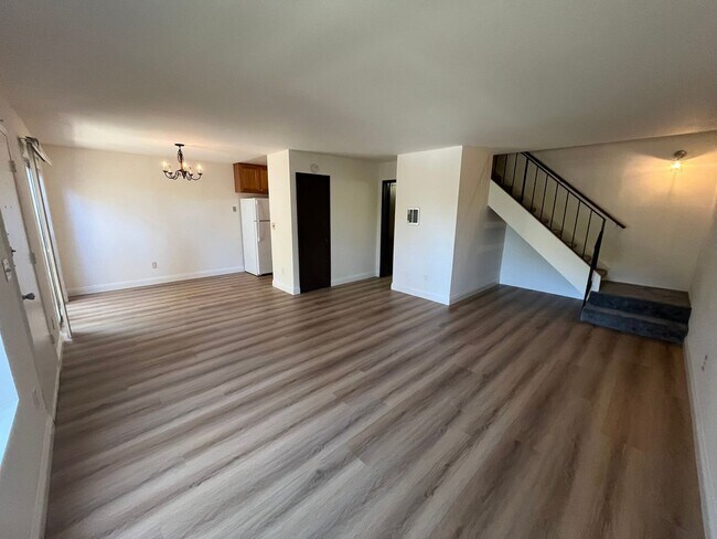 7987 Camino Huerta San Diego, CA 92122