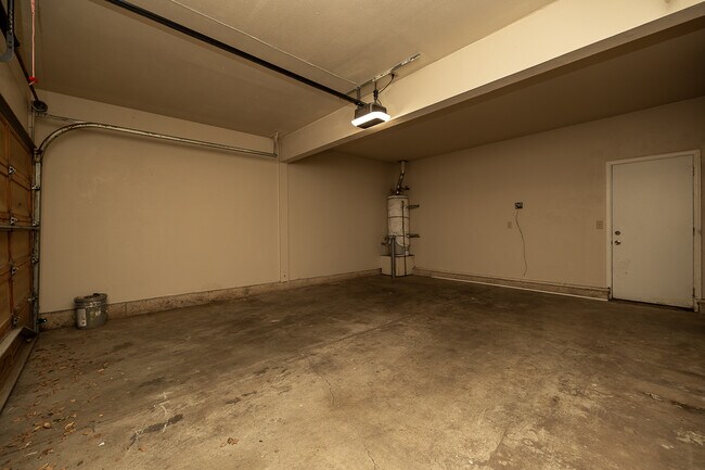 144 W Main Ave Morgan Hill, CA 95037 photo 2