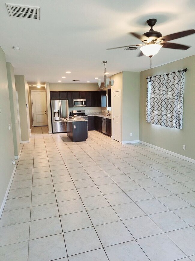 19723 N Tammy St Maricopa, AZ 85138 photo 3