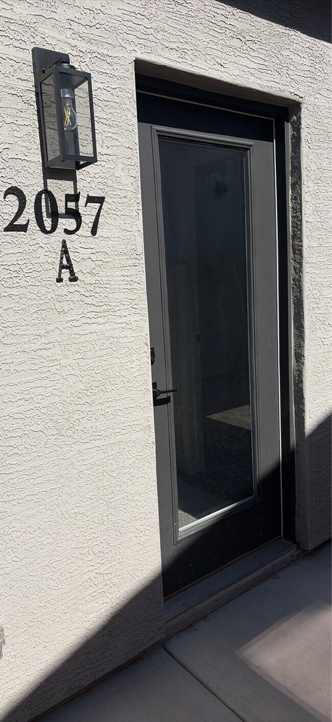 2057 E Orange St. unit A photo 5