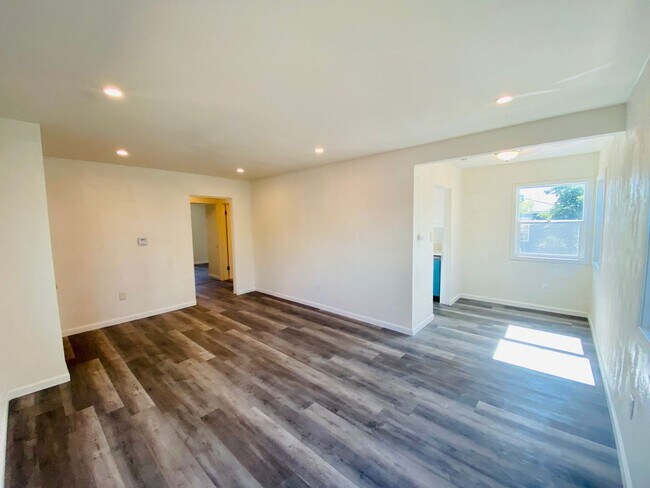 3522-3524 45th St San Diego, CA 92105 photo 4
