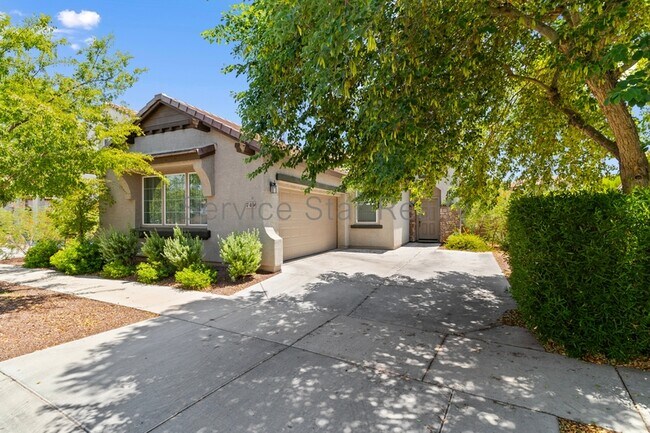 749 E Harwell Rd Phoenix, AZ 85042 photo 2