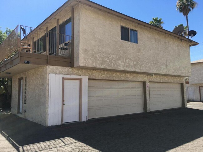 3315 W Loma Ln Phoenix, AZ 85051 photo 4