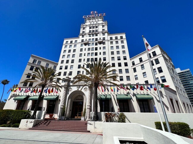 702 Ash St San Diego, CA 92101