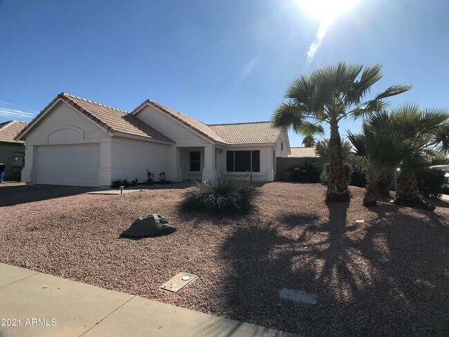 381 E Bart Dr Chandler, AZ 85225 photo 3