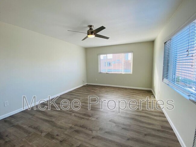 220 Fir St San Diego, CA 92101 photo 3