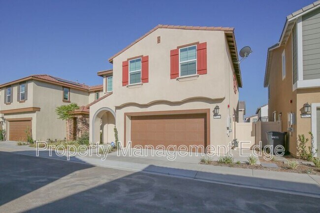 36644 Desert Tortoise Rd Murrieta, CA 92563 photo 2