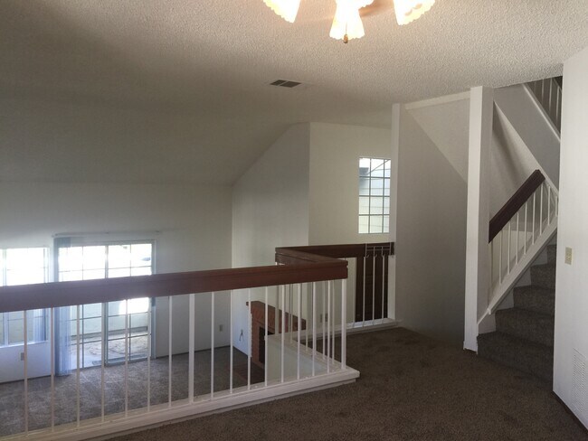 3016 Old Bridgeport Way San Diego, CA 92111 photo 5
