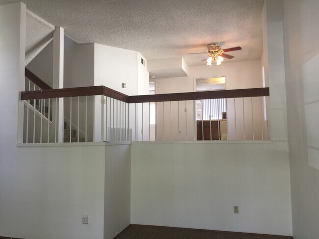3016 Old Bridgeport Way San Diego, CA 92111 photo 4