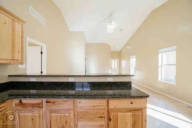 8971 W Northview Ave Glendale, AZ 85305 photo 5