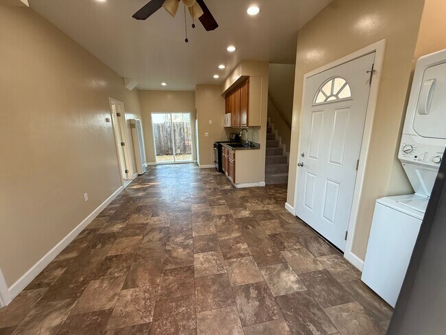 5448 Mary Lane Dr photo 4
