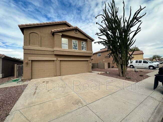 1392 W. Morelos St. photo 2