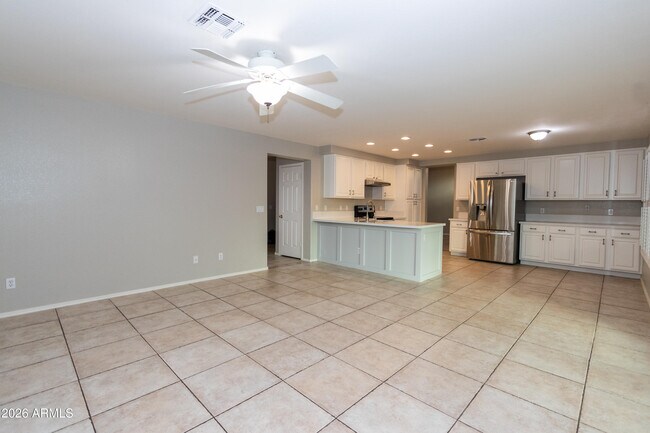2388 S Sycamore Pl photo 4