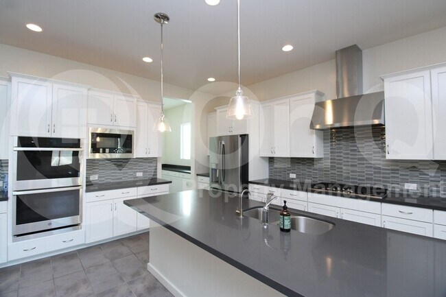1222 E La Mirada Dr Phoenix, AZ 85042 photo 4