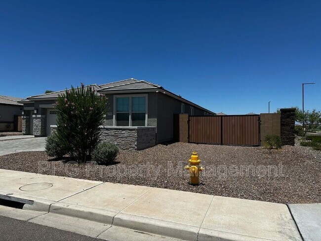 19700 W San Miguel Ave Litchfield Park, AZ 85340 photo 2