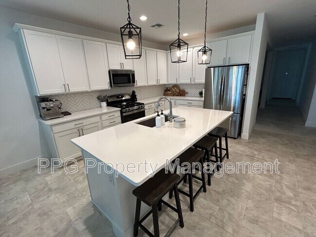 19700 W San Miguel Ave Litchfield Park, AZ 85340 photo 4