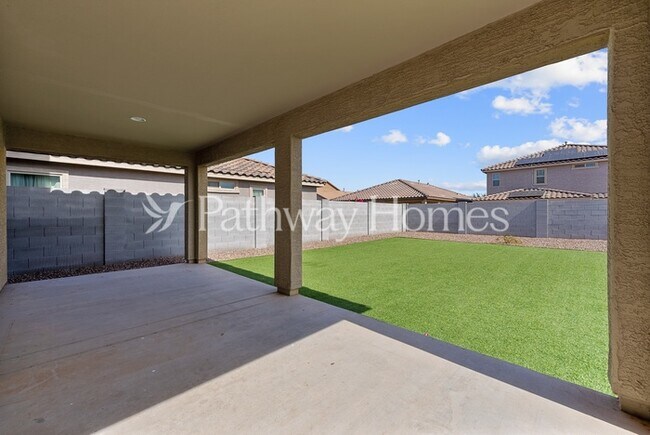 40966 W Mary Lou Dr Maricopa, AZ 85138 photo 3