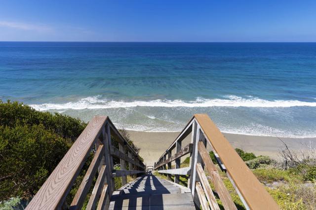 1472 Neptune Ave Encinitas, CA 92024