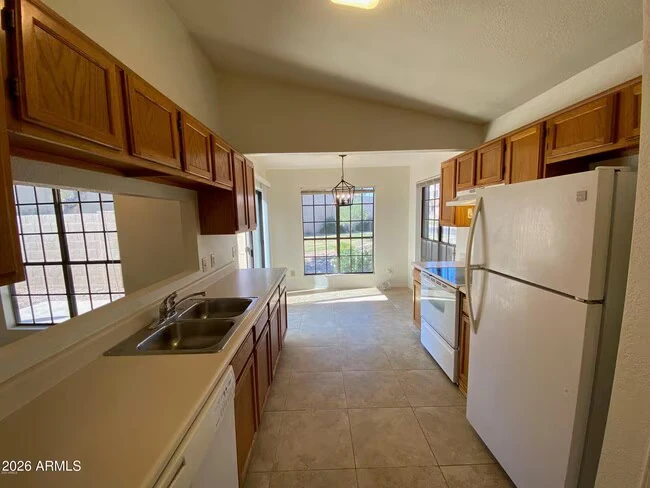 4263 E Agave Rd Phoenix, AZ 85044 photo 3