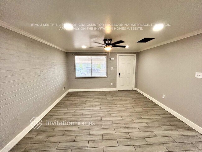 4309 N 72nd Ln Phoenix, AZ 85033 photo 2