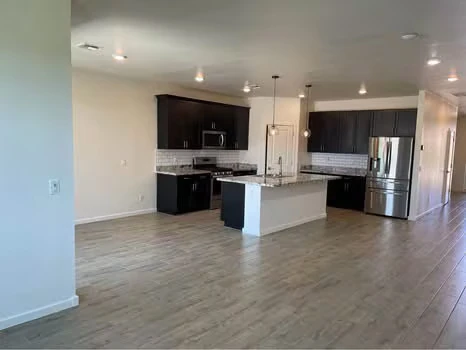 7208 N 124th Ln Glendale, AZ 85307 photo 2