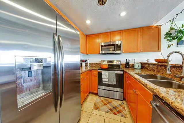 2257 Worden St San Diego, CA 92107 photo 2