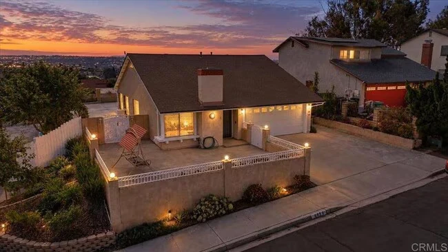 6859 Paris Way photo 2