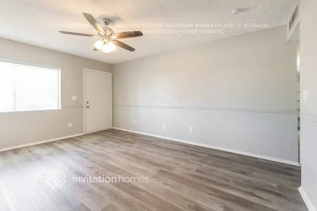 3223 W Acapulco Ln Phoenix, AZ 85053 photo 3