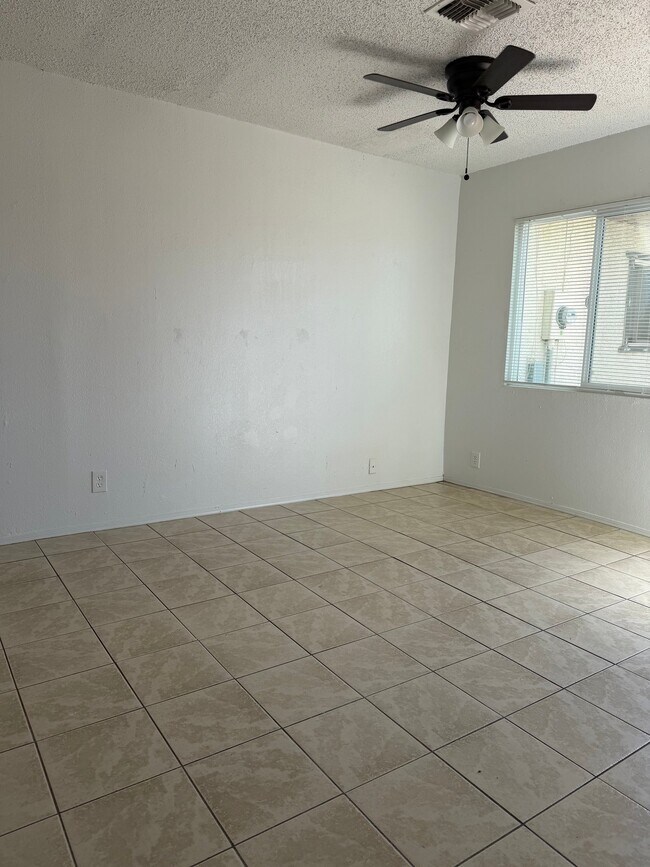 220 W 9th St Florence, AZ 85132 photo 5