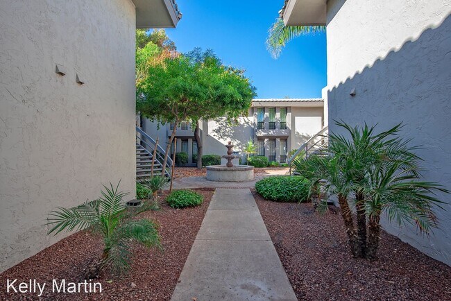 5219 N 24th St Phoenix, AZ 85016 photo 2