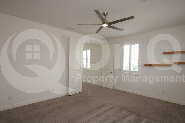9519 E Talon Ave Mesa, AZ 85212 photo 5