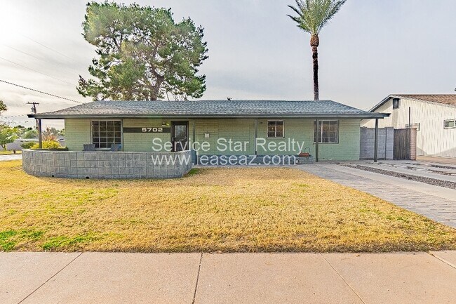 5702 N 13th Pl Phoenix, AZ 85014 photo 3