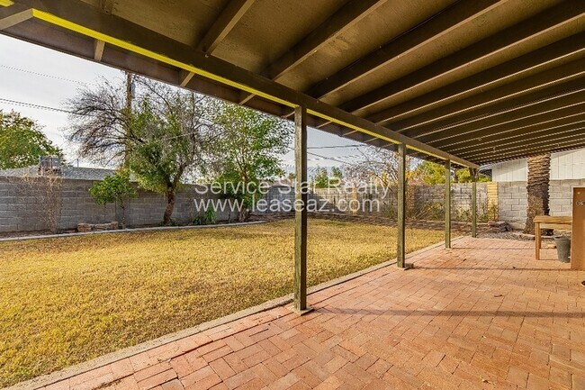 5702 N 13th Pl Phoenix, AZ 85014 photo 5