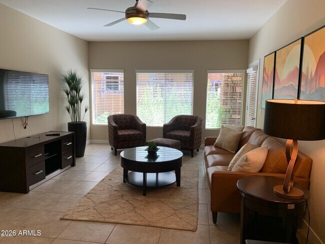 5450 E Deer Valley Dr Phoenix, AZ 85054 photo 2
