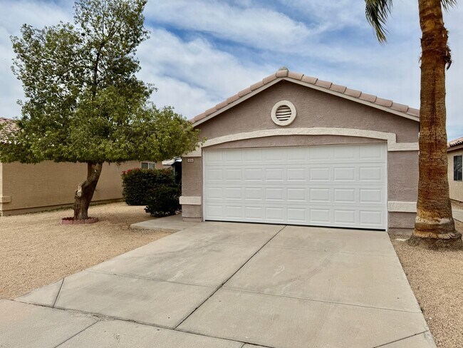4316 N 107th Ln Phoenix, AZ 85037 photo 2