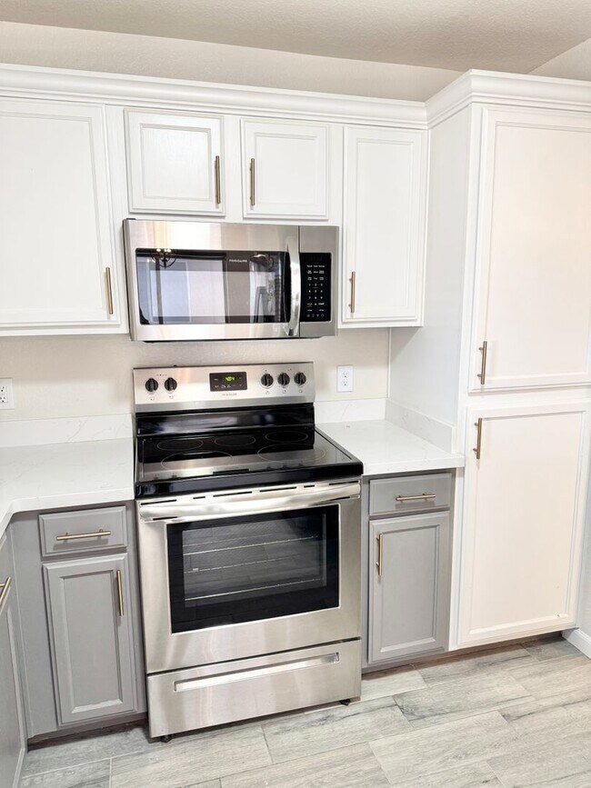 4316 N 107th Ln Phoenix, AZ 85037 photo 5