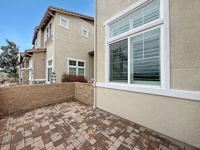 3011 Cole Grade Dr Santee, CA 92071 photo 2