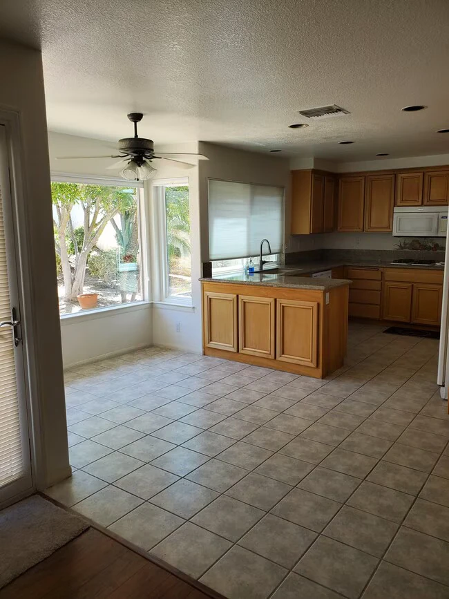 11309 Monticook Ct San Diego, CA 92127 photo 2