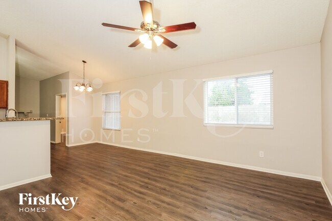 13269 N 56th Ave Glendale, AZ 85304 photo 5