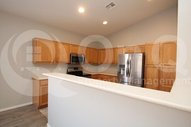 4836 E Thunderbird Dr Chandler, AZ 85249 photo 2